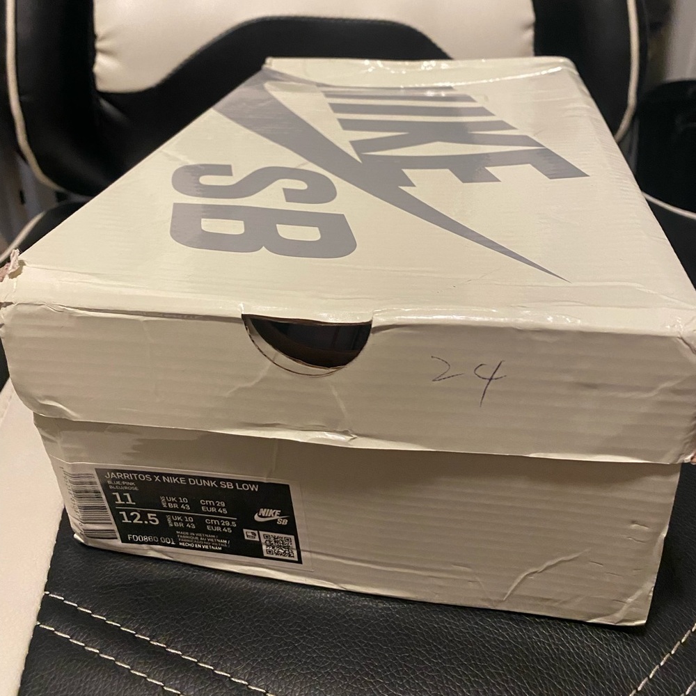nike sb jarritos men 11, with box